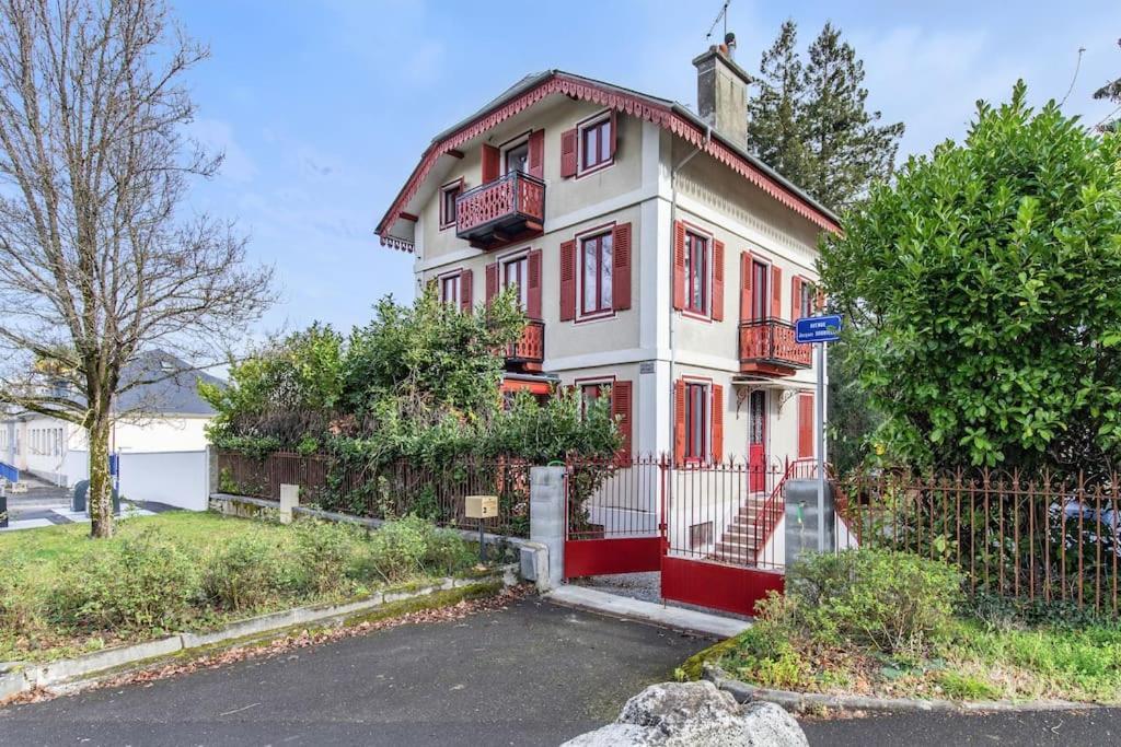 Apartmán Repaire Du Bagnerais Bagnères-de-Bigorre Exteriér fotografie
